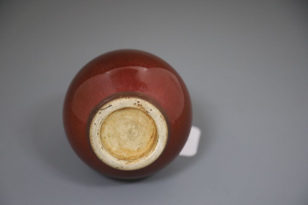 A Chinese sang de boeuf glazed langyao bottle vase, late 19th / early 20th century, H.19cm